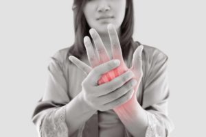 woman with a chronic hand injury