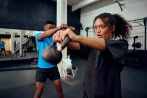 learning proper exercise techniques to prevent sports injuries